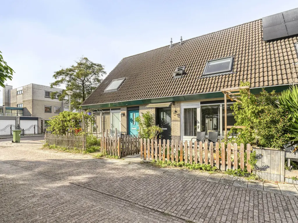 J. Calsstraat 4, AMSTERDAM