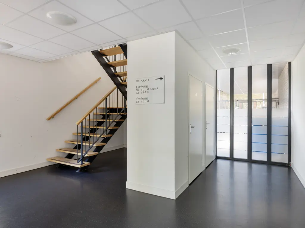 Hoofdweg 676J, HOOFDDORP