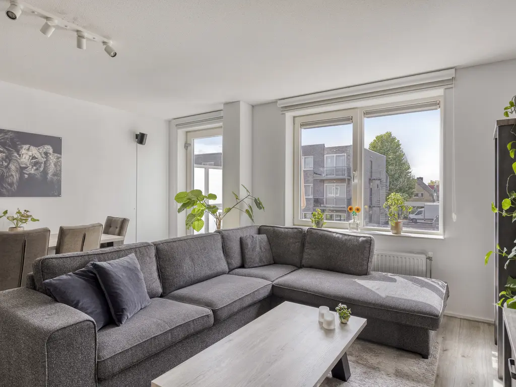 Hoofdweg 676J, HOOFDDORP