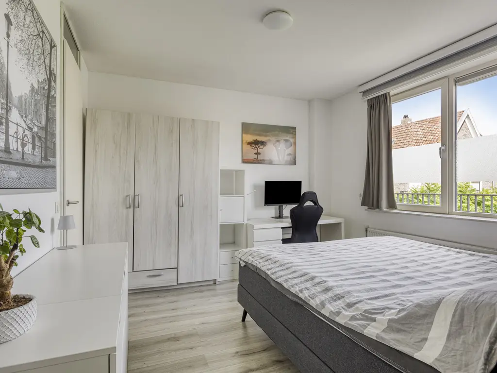 Hoofdweg 676J, HOOFDDORP