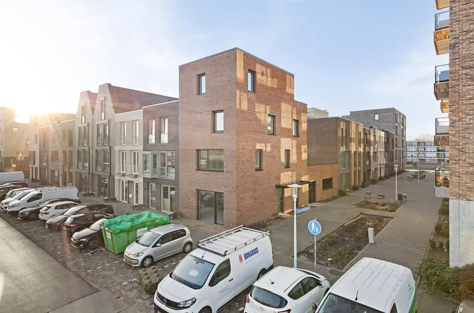 Corry Tendeloostraat 18