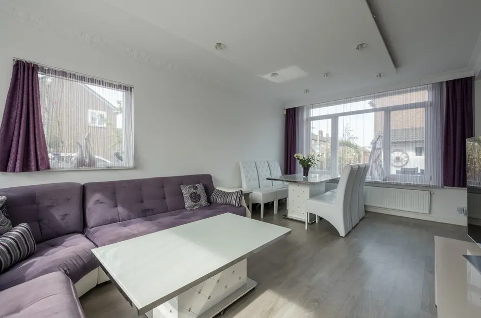 Walraven van Hallstraat 11