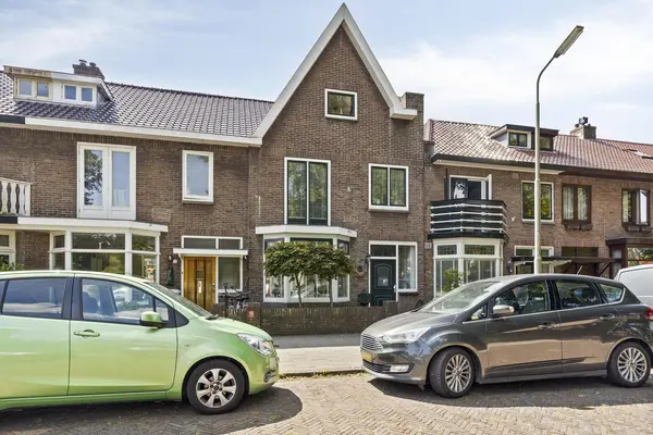 Jan Pieterszoon Coenstraat 107