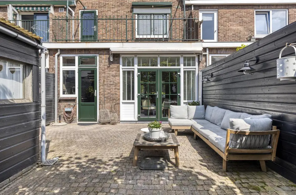 Jan Pieterszoon Coenstraat 107