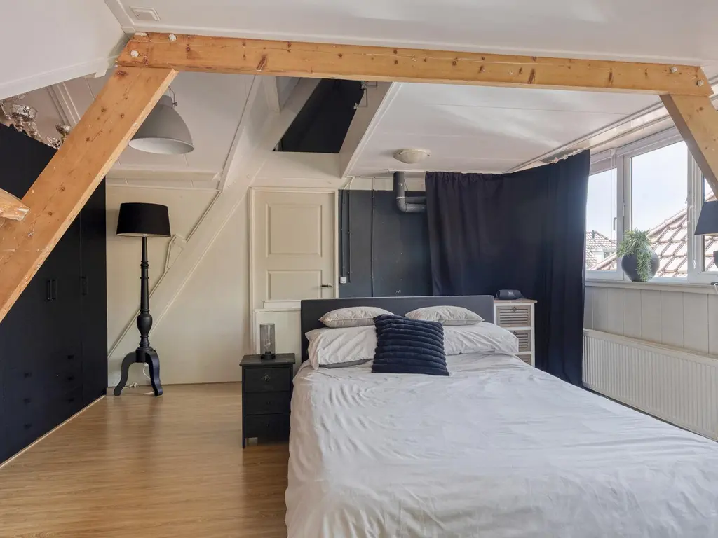 Jan Pieterszoon Coenstraat 107, IJmuiden