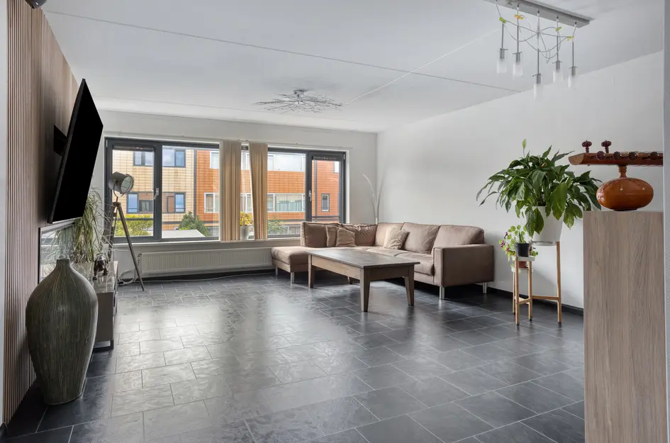 Tahitistraat 16