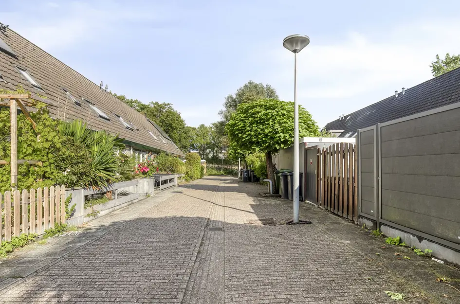 J. Calsstraat 4