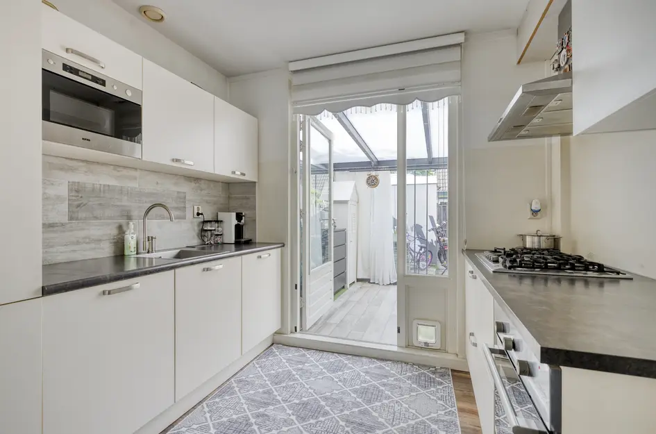 J. Calsstraat 4