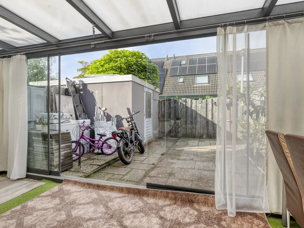 J. Calsstraat 4, AMSTERDAM