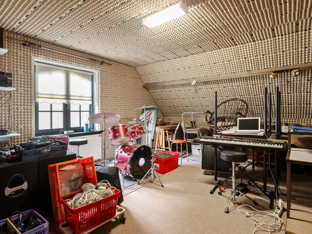 Stationsstraat 38  , Ravels