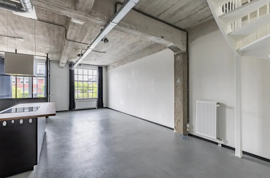 Almystraat 30