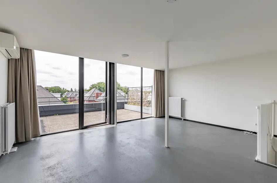 Almystraat 30