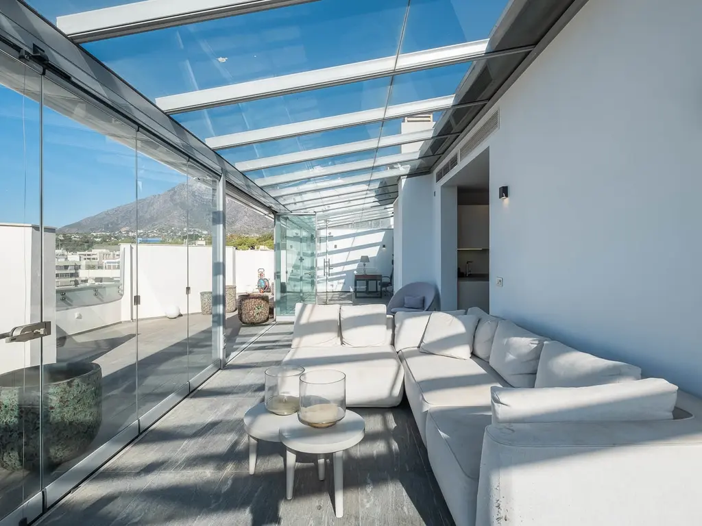 Calle Camilo José Cela 12  , Marbella