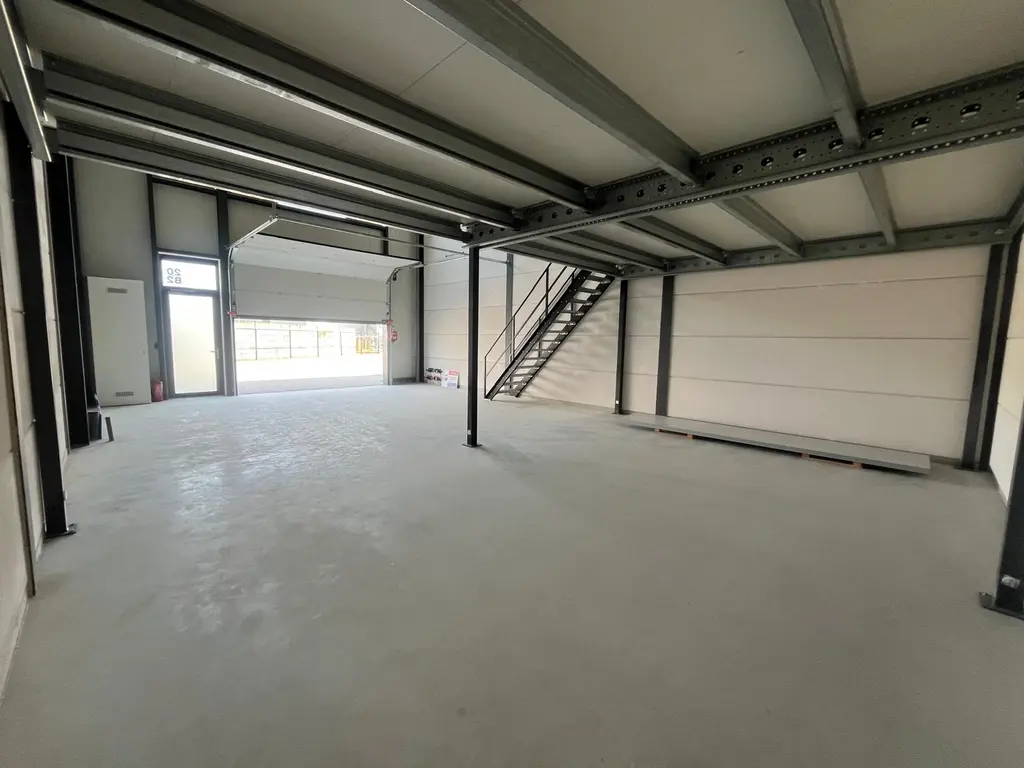Fahrenheitstraat 20, Weert