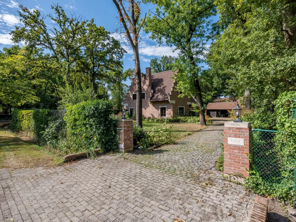 Bosdreef 4  , Oud-Turnhout