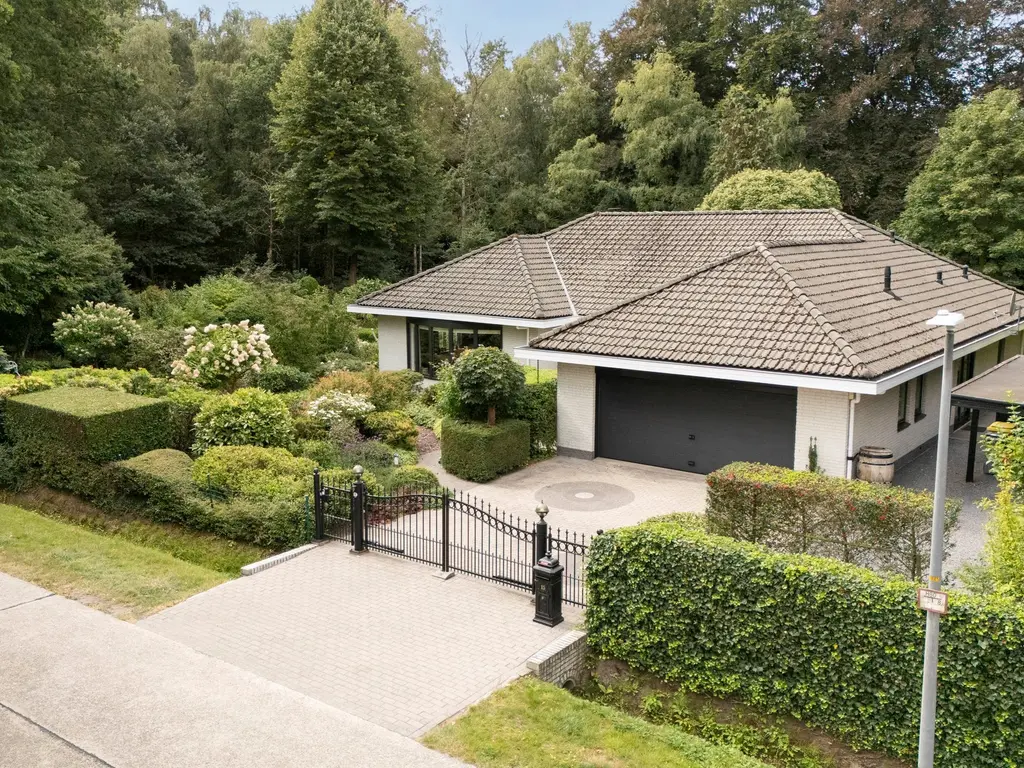 Lijsterdreef 15  , Oud-Turnhout