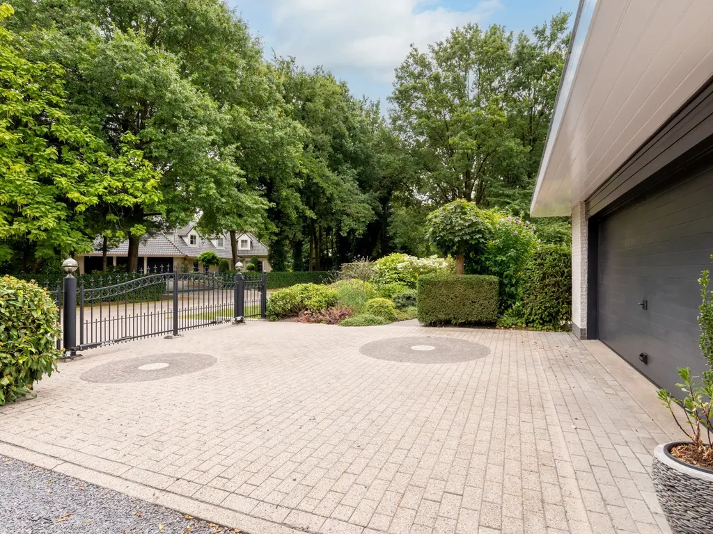 Lijsterdreef 15  , Oud-Turnhout