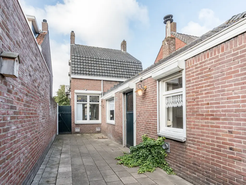 Leharstraat 12, Tilburg