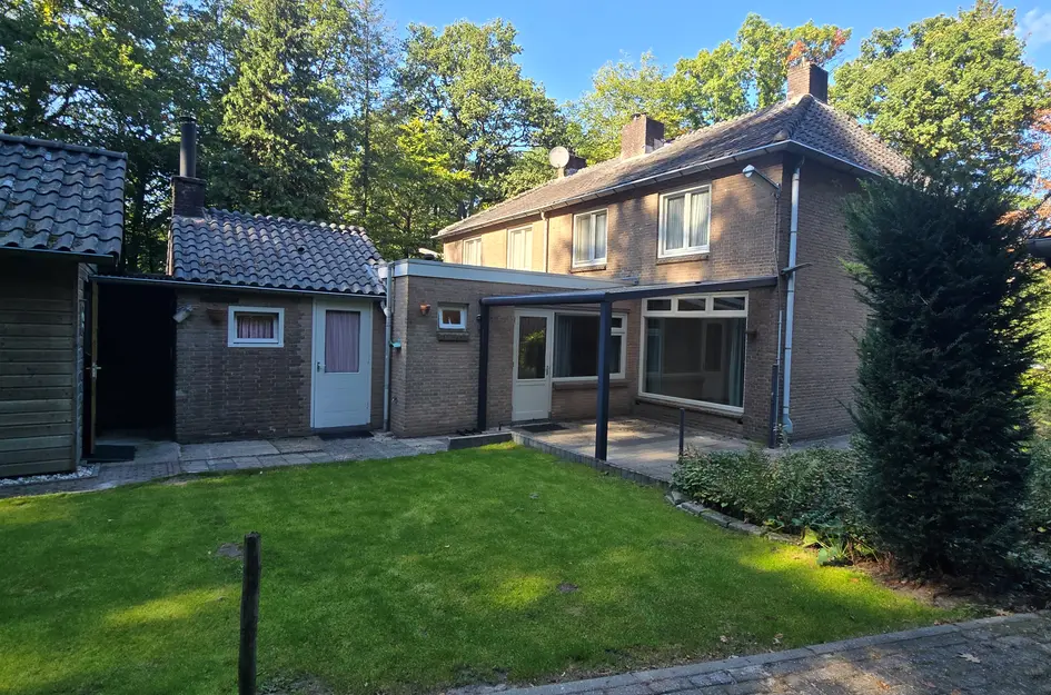 Merenweg 8
