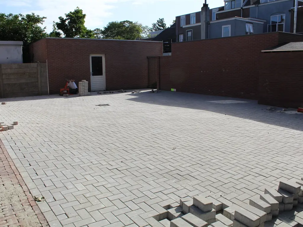 Minderbroederspad 24, Tilburg