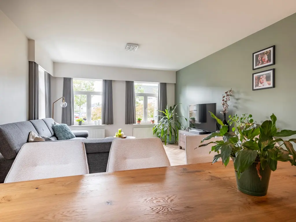 Parkstraat 38  , Ravels