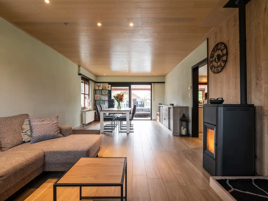 Wilgakker 3  , Ravels