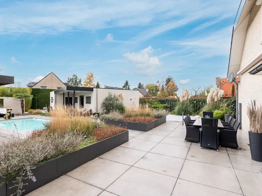 Huzenblek 75  , Ravels