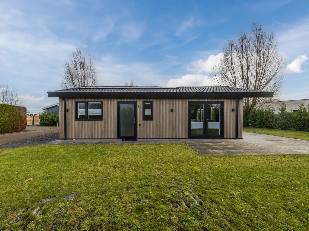 Raakeindse Kerkweg 71B52, Molenschot