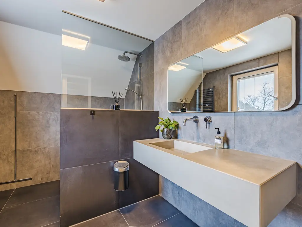 D'n Duyp 2, Moergestel