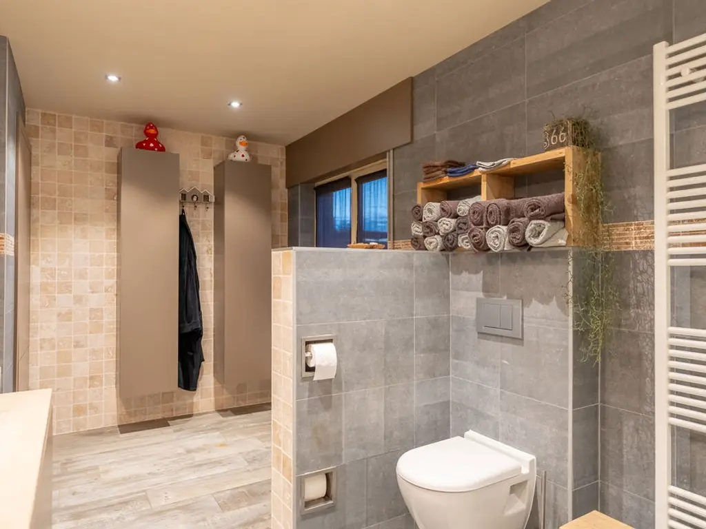 Vooreel 41  , Ravels