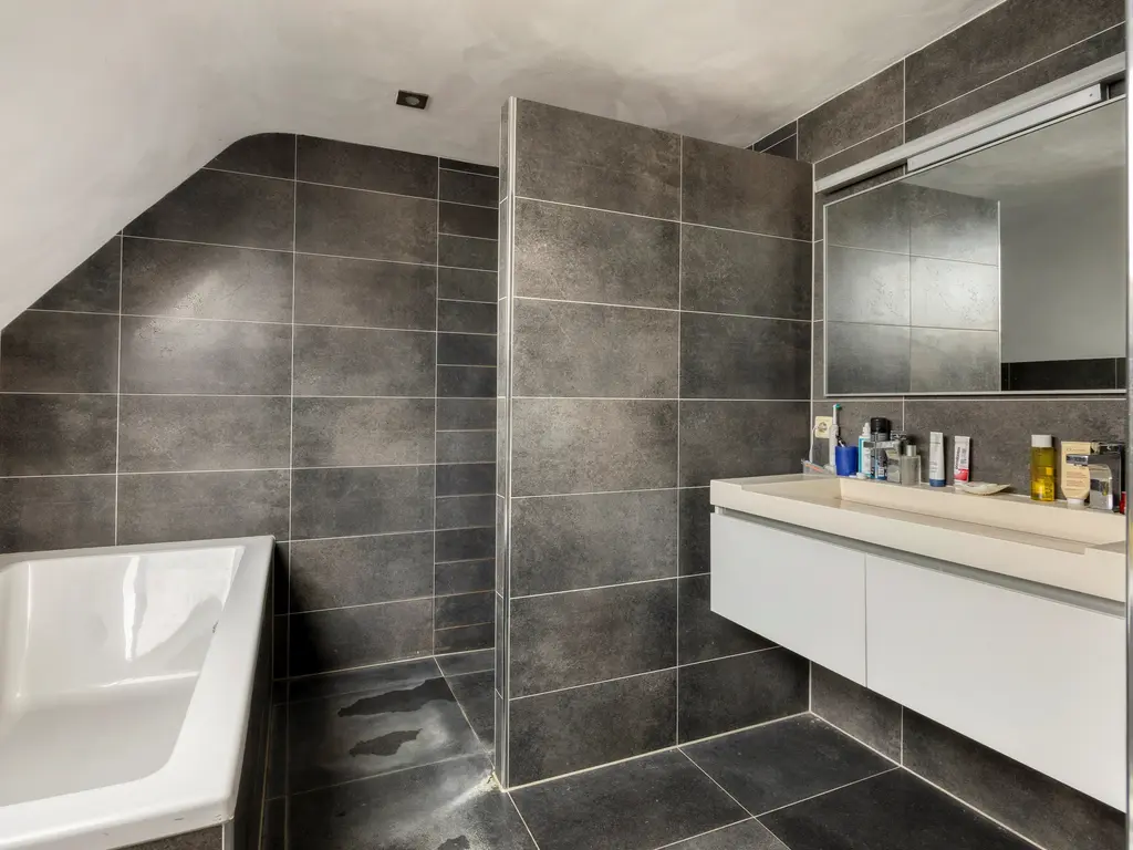 Paardenwiel 6  , Ravels