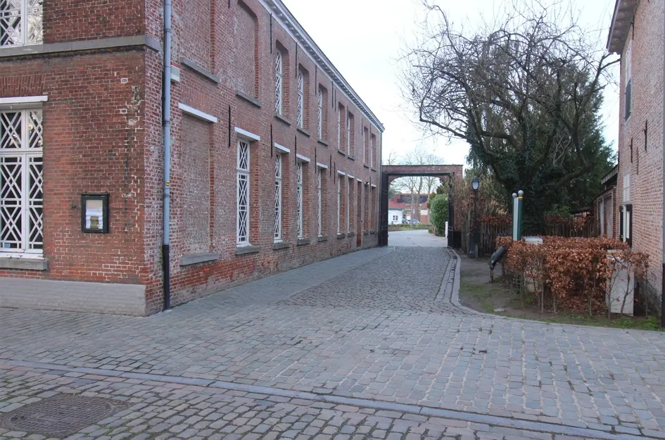 Begijnhof 35  