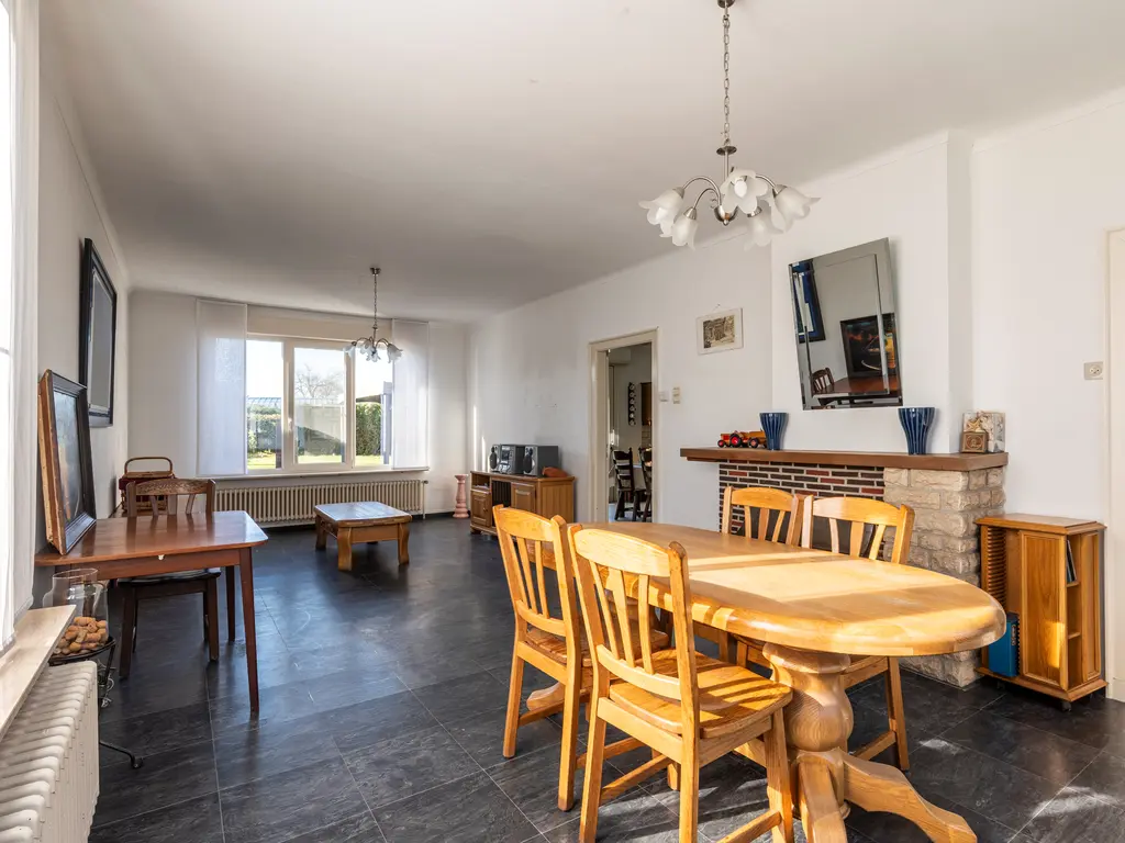 Heesdijk 28  , Poppel