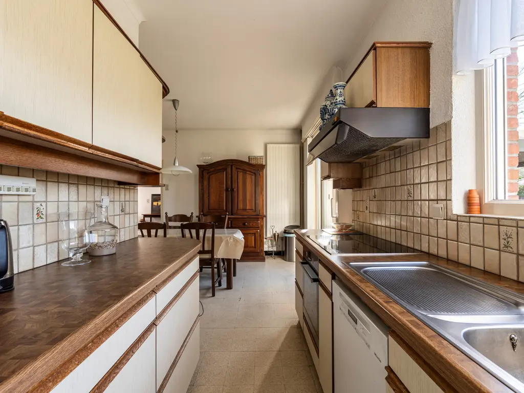 Heesdijk 28  , Poppel