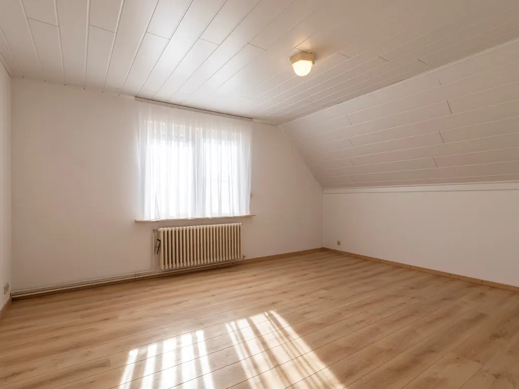 Heesdijk 28  , Poppel