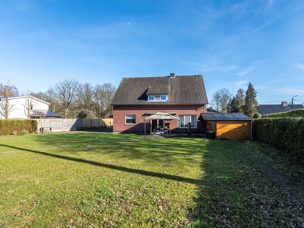 Heesdijk 28  , Poppel