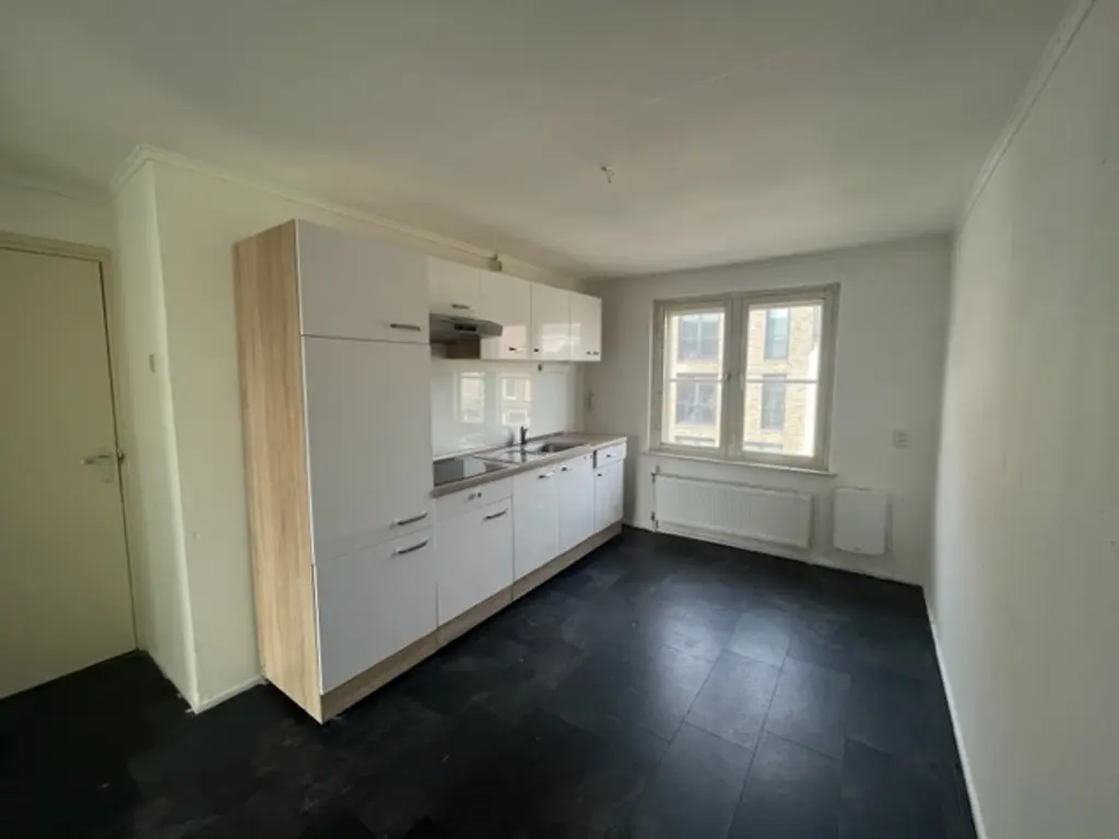 Veldhovenring 84a, Tilburg