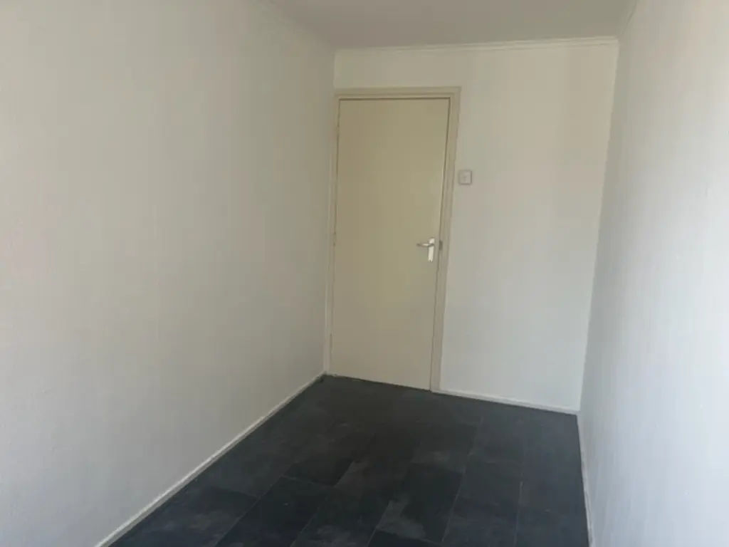 Veldhovenring 84a, Tilburg