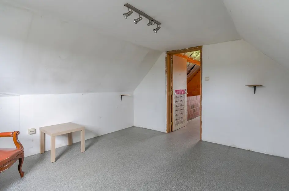 Steenweg op Ravels 305  