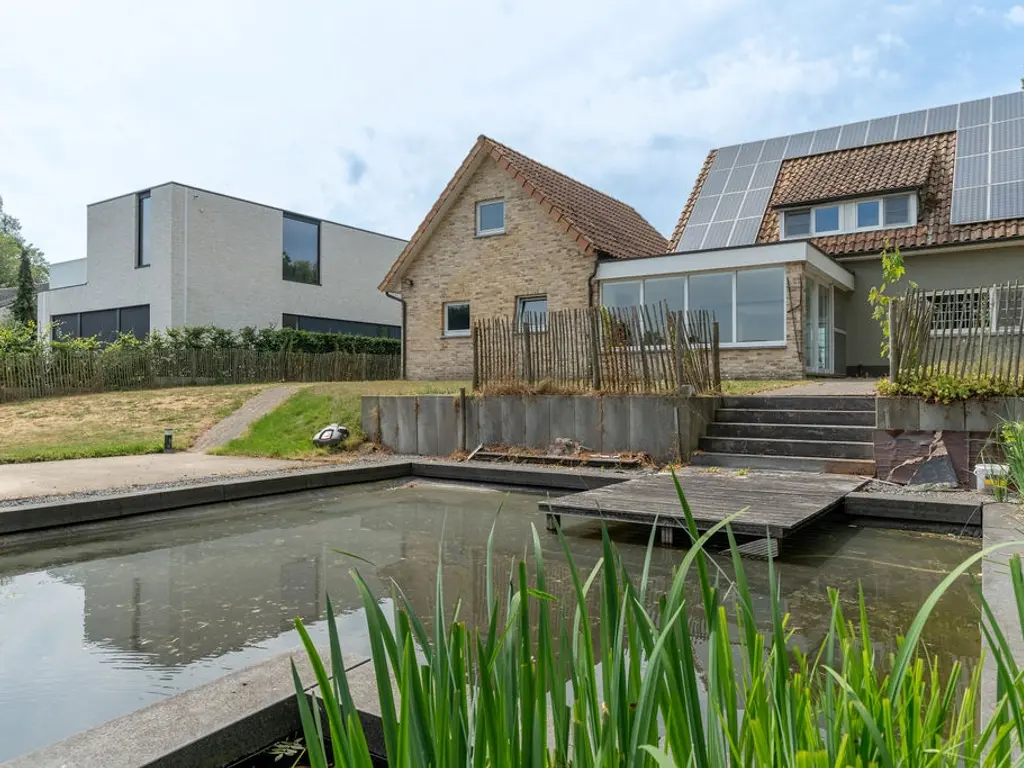 Steenweg op Ravels 305  , Oud-Turnhout