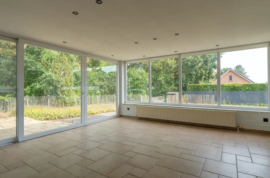 Steenweg op Ravels 305  