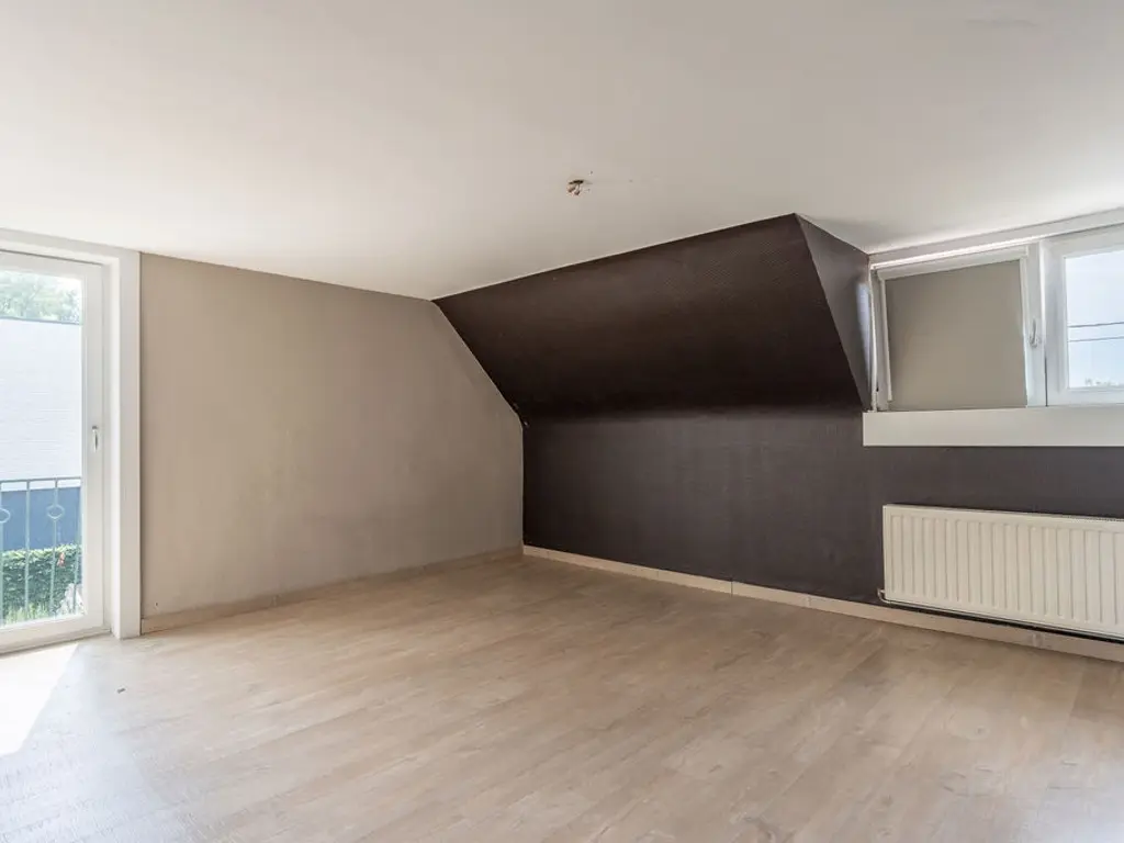 Steenweg op Ravels 305  , Oud-Turnhout
