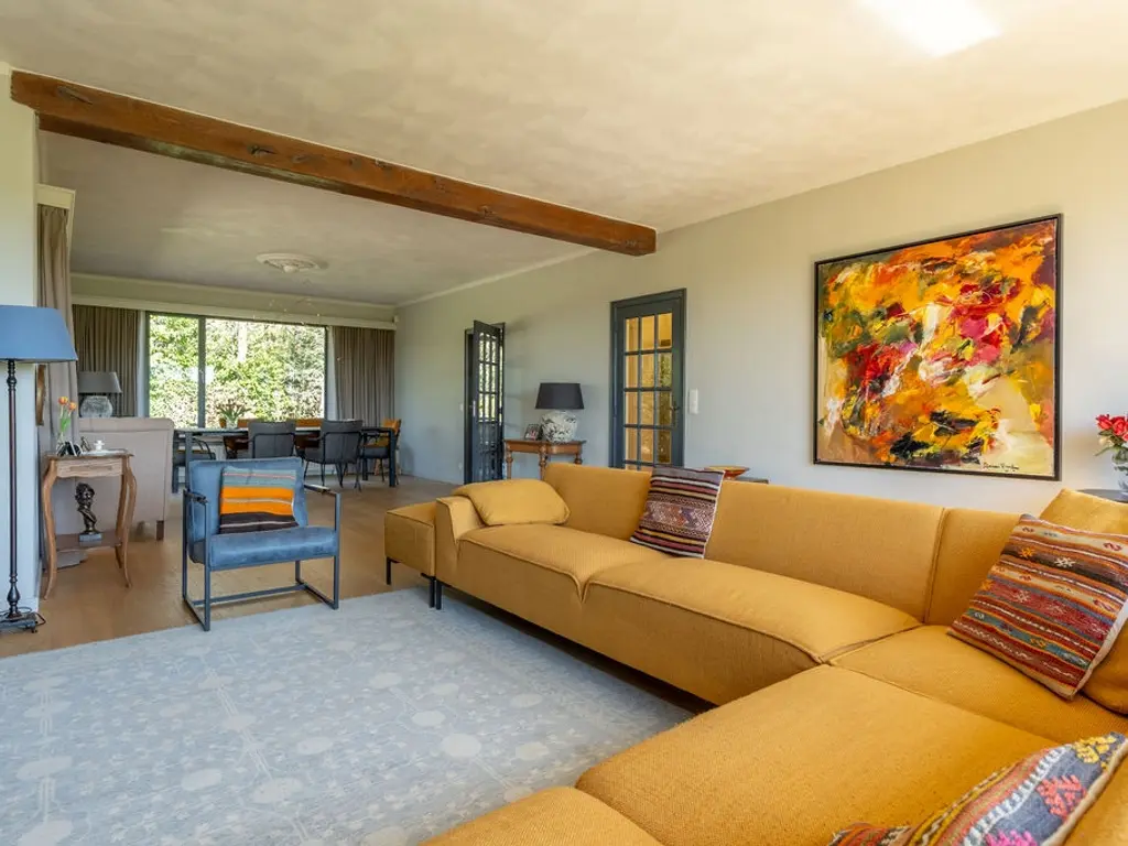 Leeuweriklaan 10  , Poppel