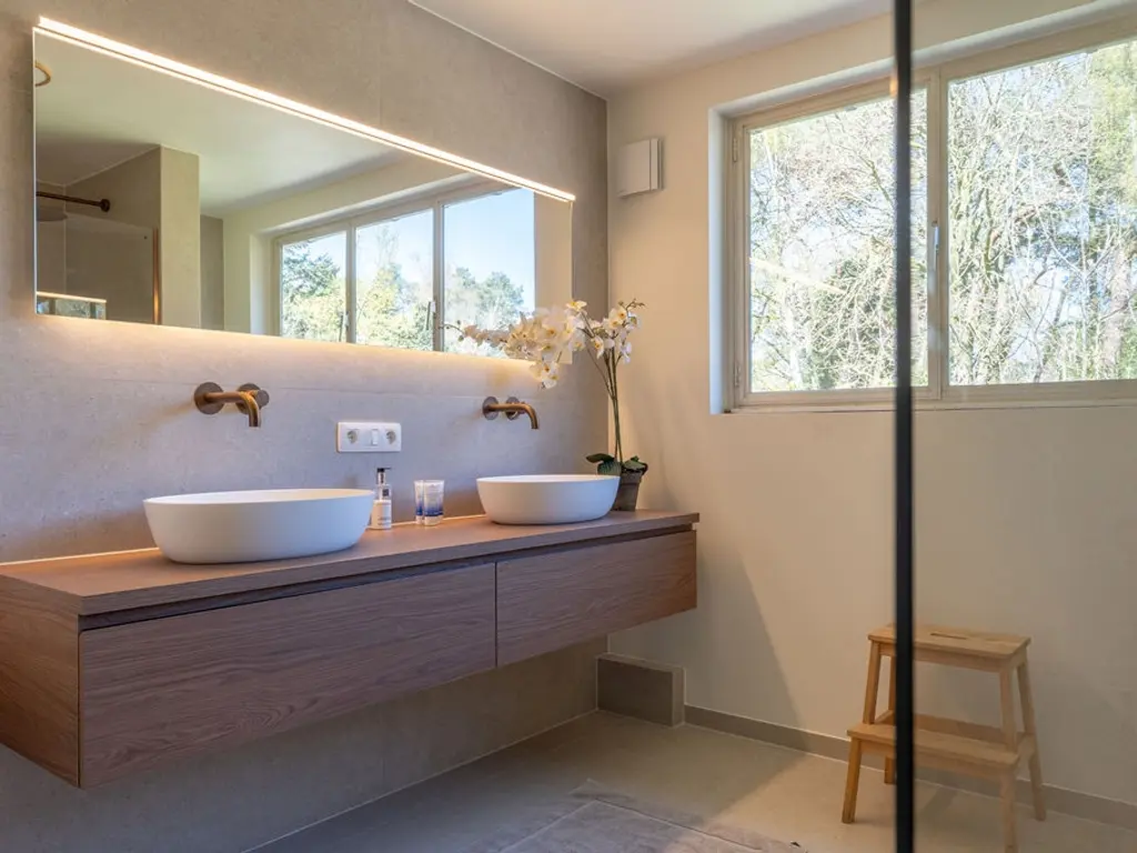 Leeuweriklaan 10  , Poppel