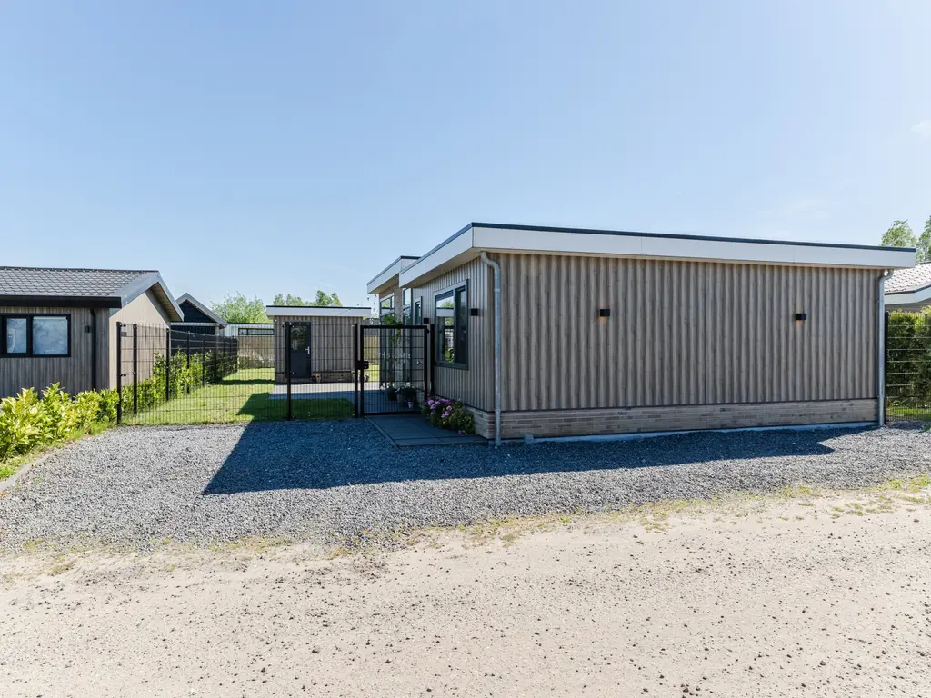 Raakeindse Kerkweg 71B69, Molenschot