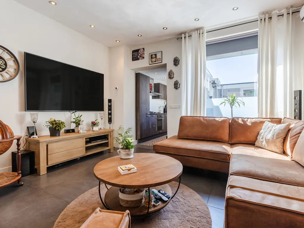 Van Heutszstraat 27, Tilburg