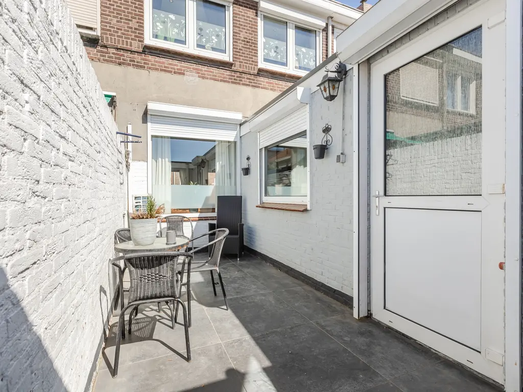 Van Heutszstraat 27, Tilburg