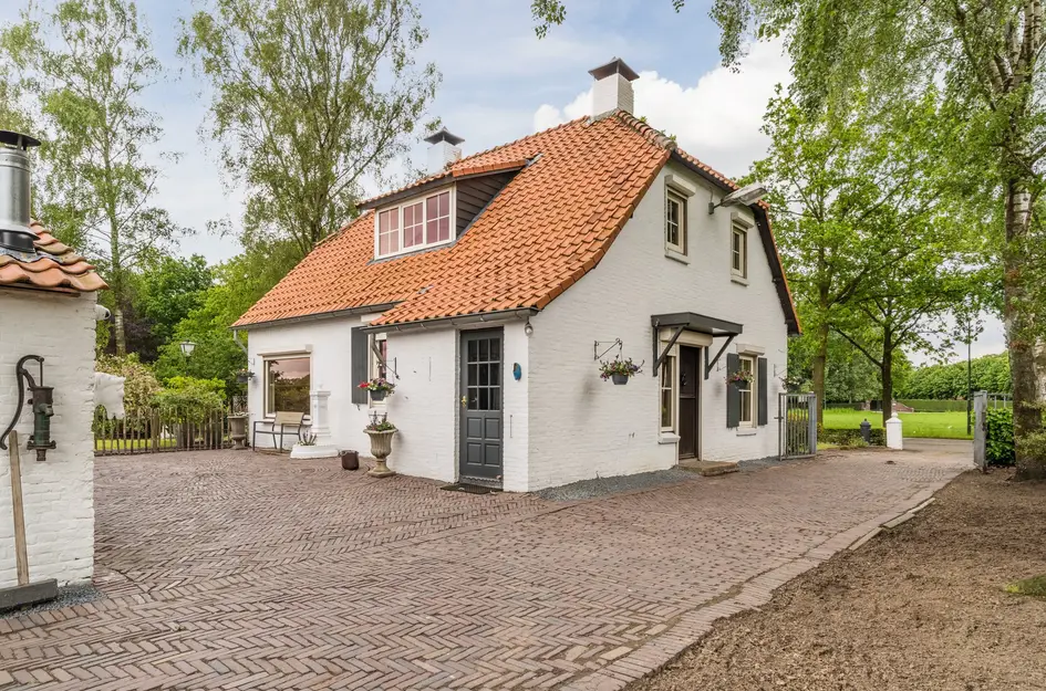 Heukelomseweg 11