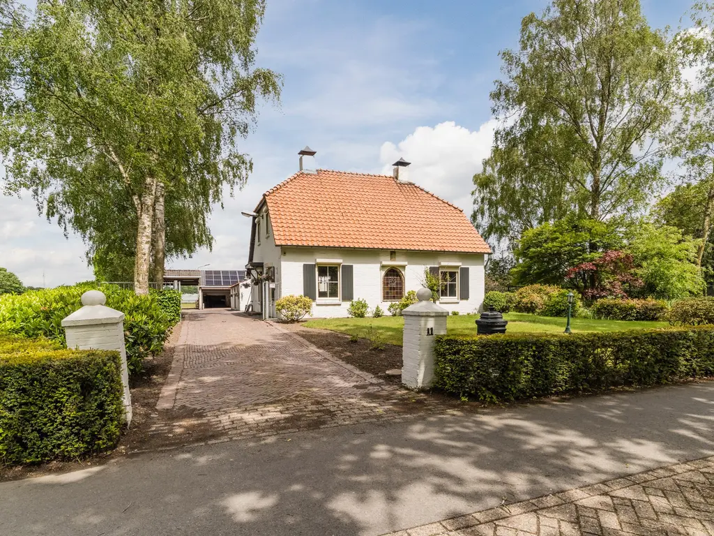 Heukelomseweg 11, Heukelom