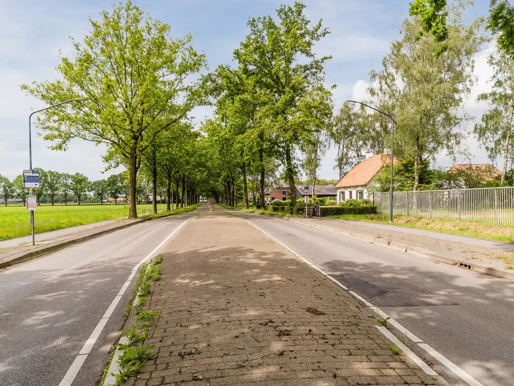 Heukelomseweg 11, Heukelom